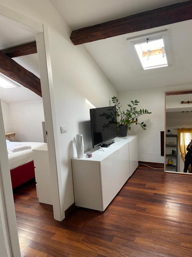 L'Arche Comfort&Relax - Yellow House Di Viale Certosa Milan Exterior photo